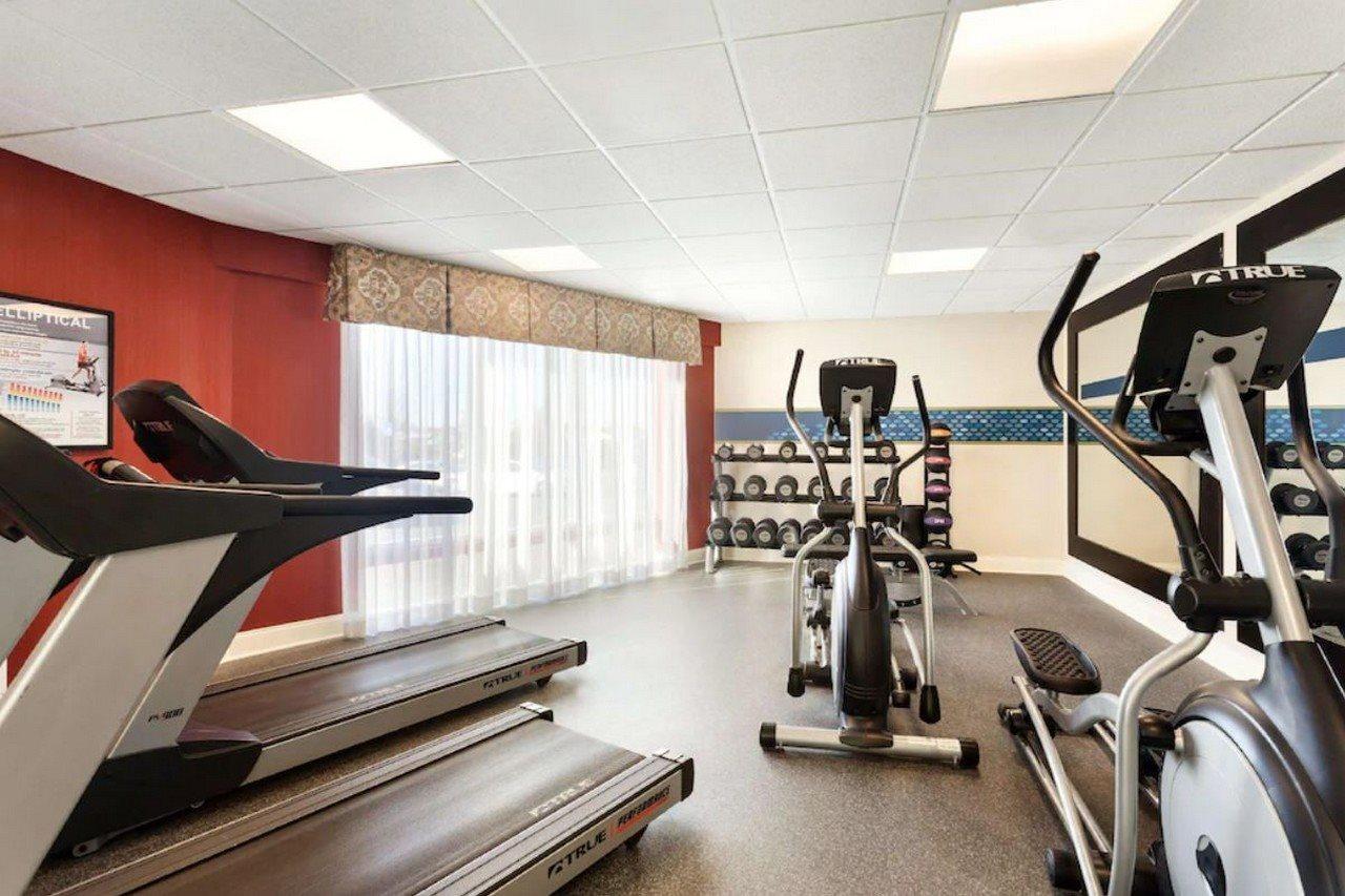Hampton Inn Watertown Ngoại thất bức ảnh