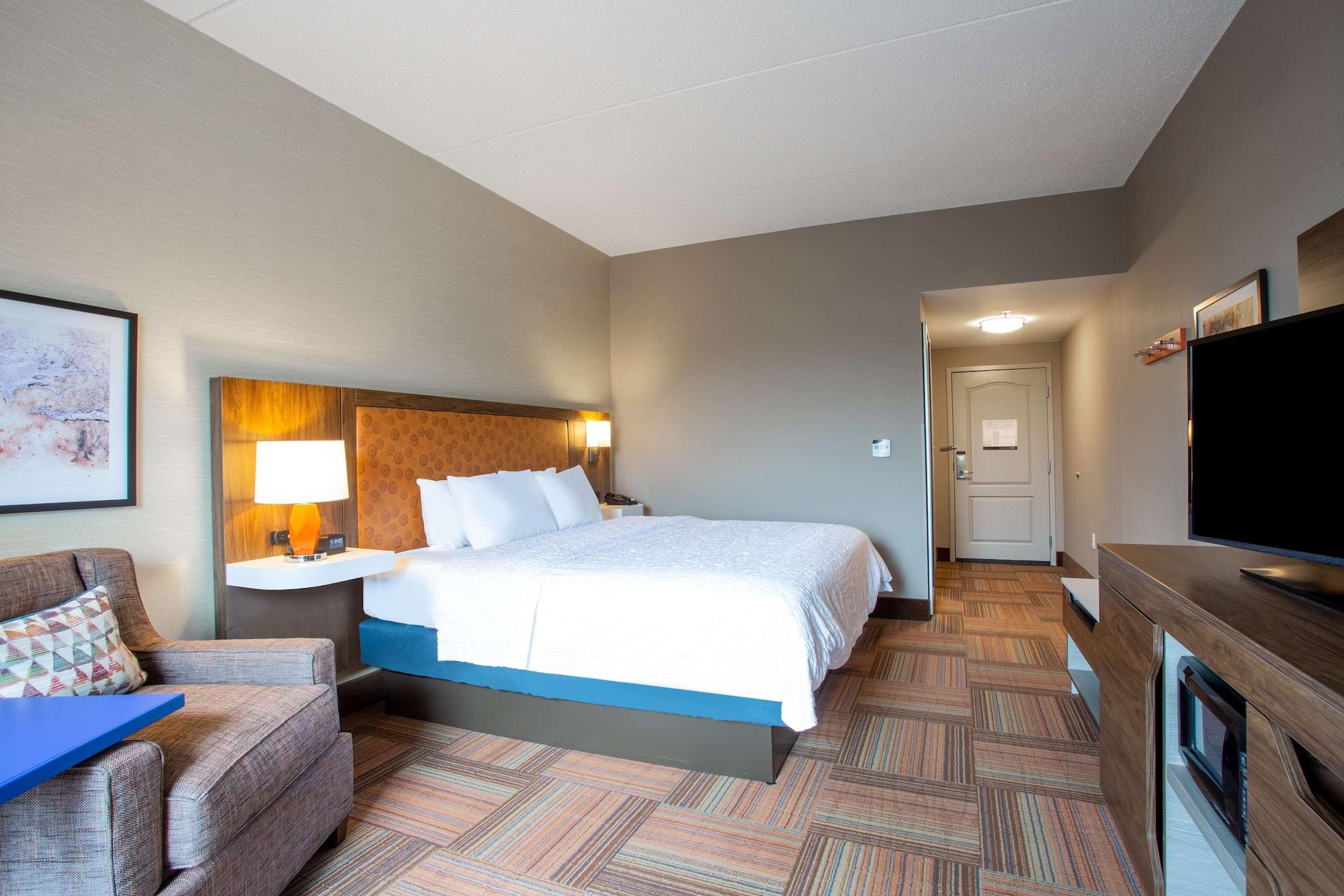 Hampton Inn Watertown Ngoại thất bức ảnh