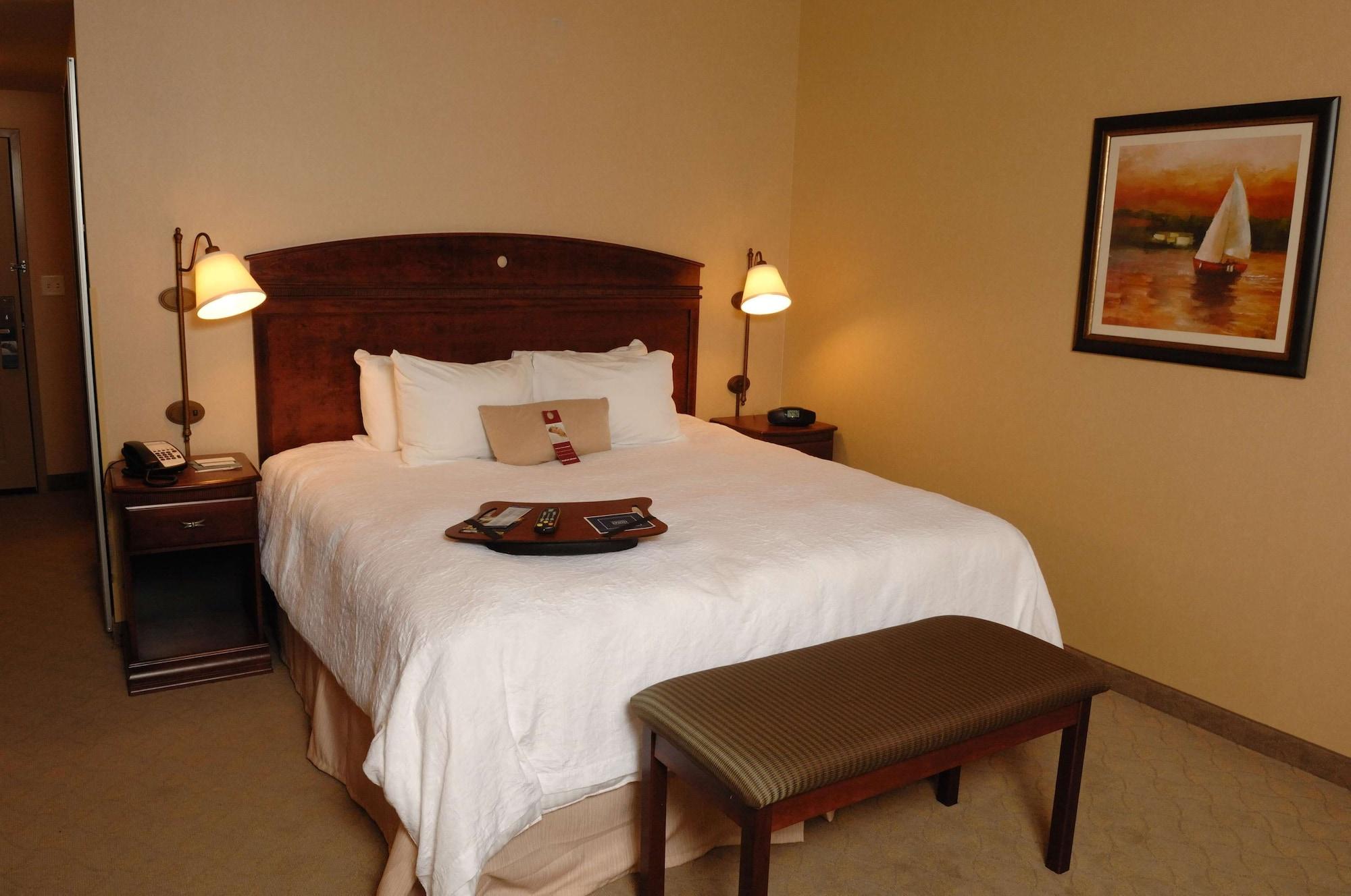 Hampton Inn Watertown Ngoại thất bức ảnh
