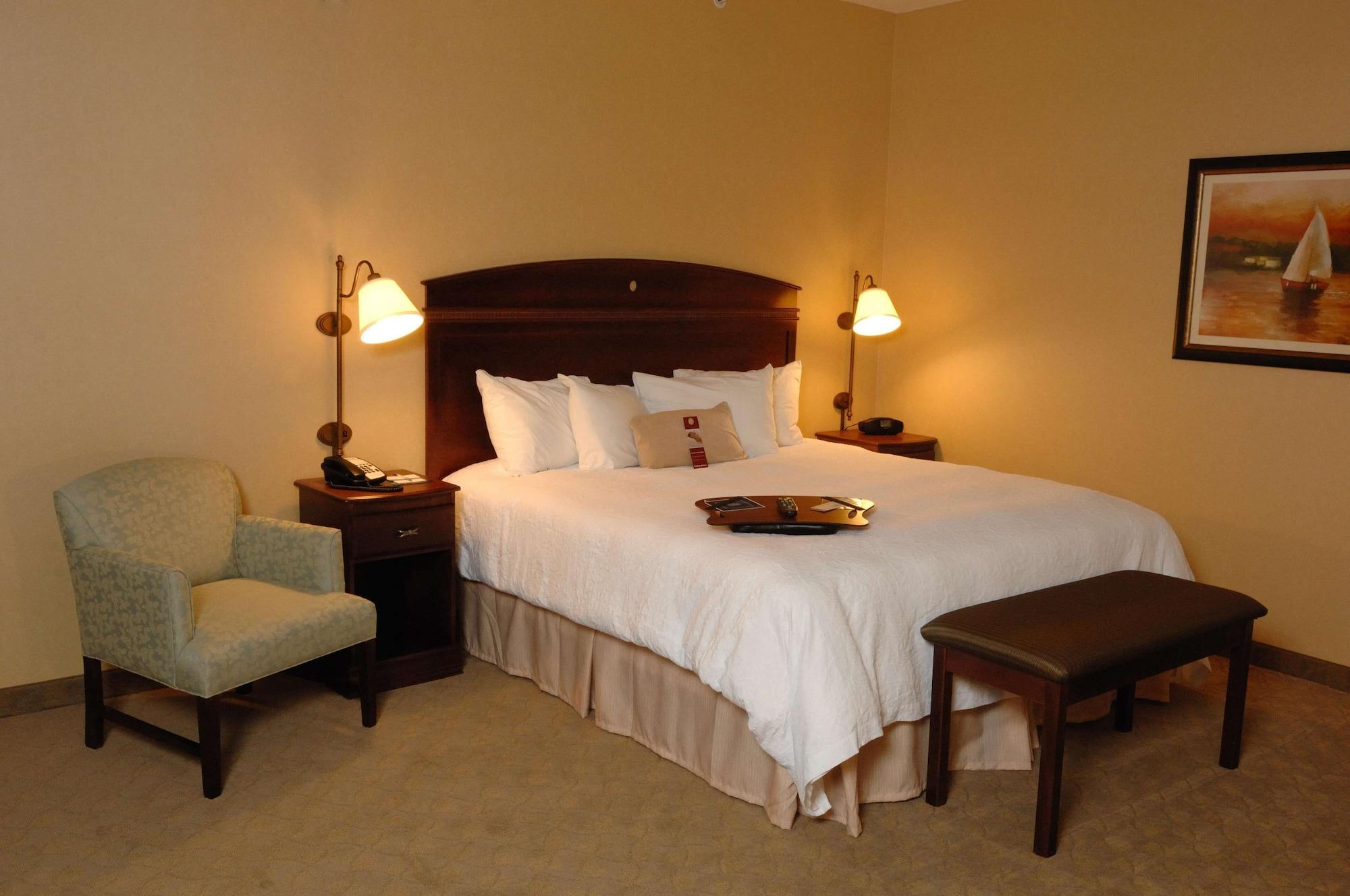 Hampton Inn Watertown Ngoại thất bức ảnh