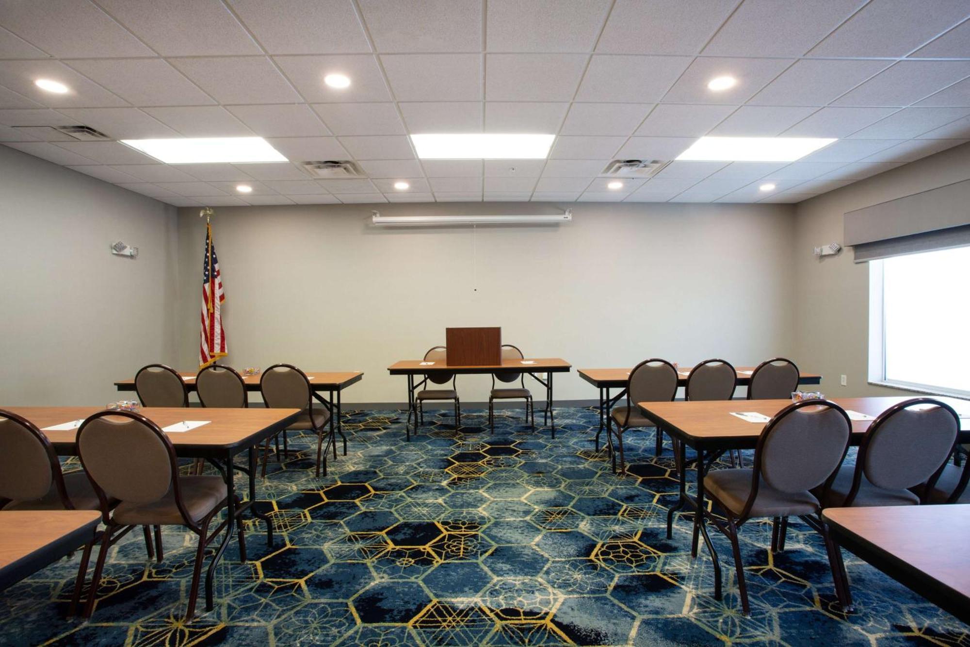Hampton Inn Watertown Ngoại thất bức ảnh