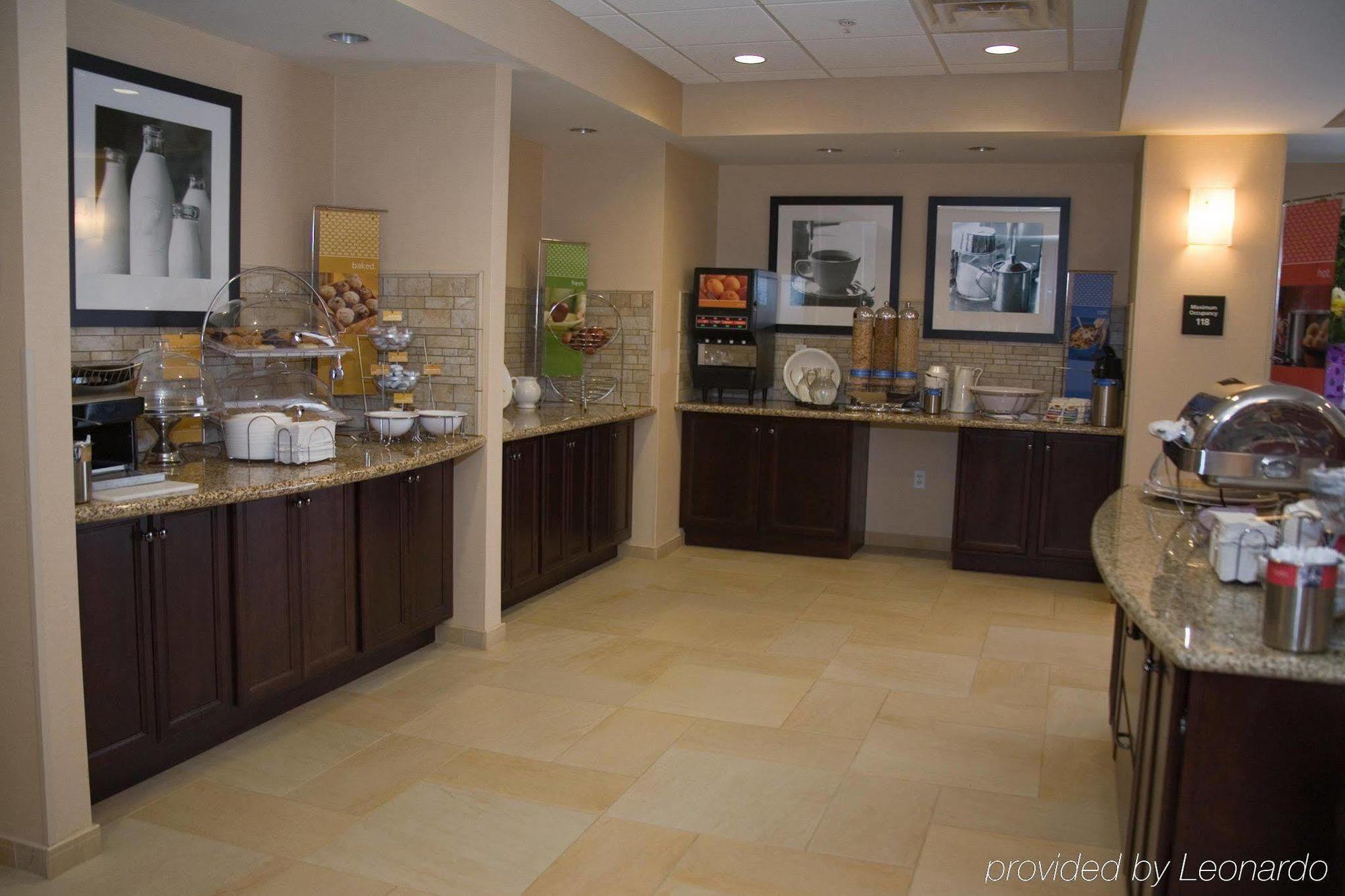 Hampton Inn Watertown Nhà hàng bức ảnh