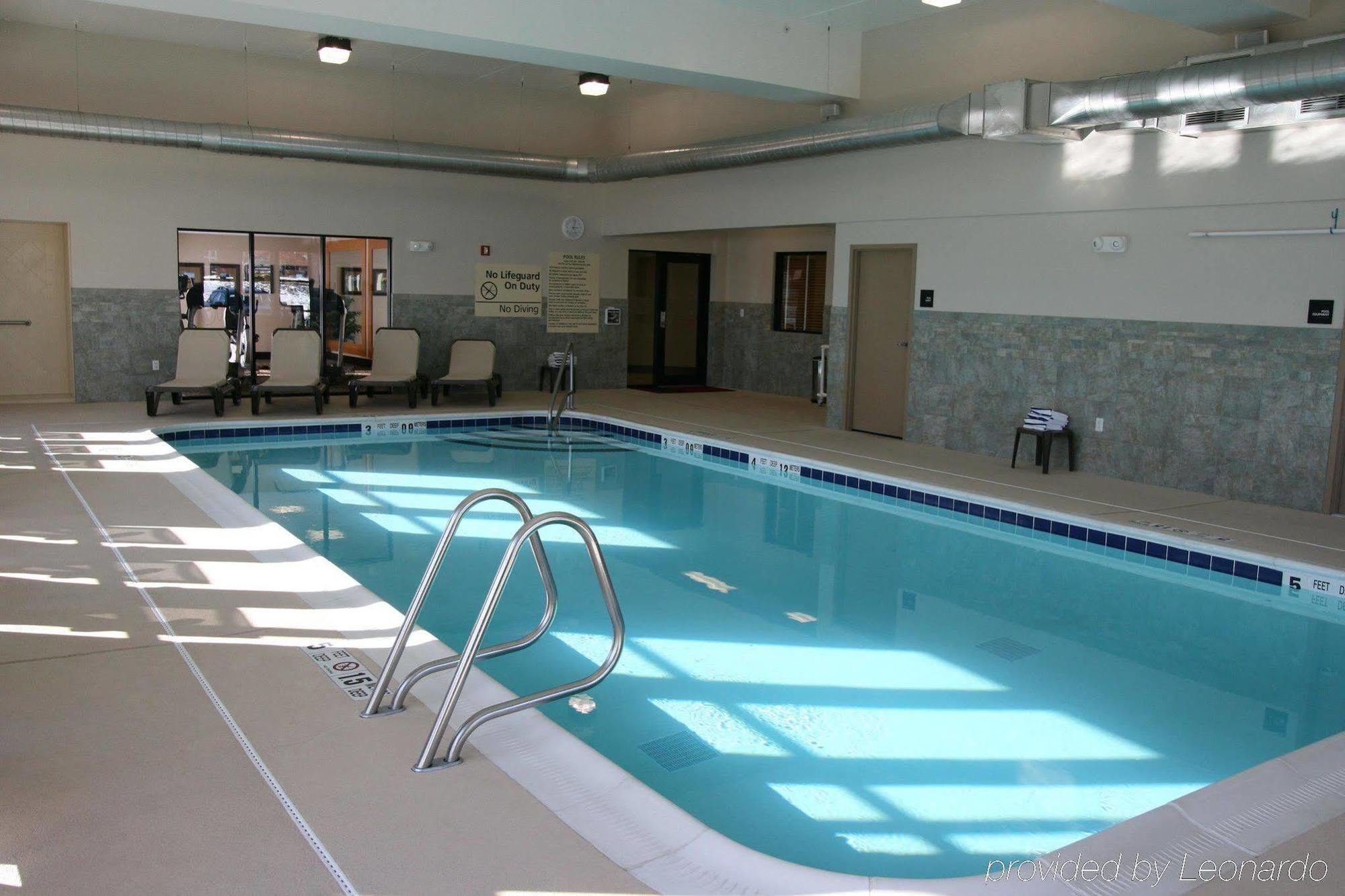 Hampton Inn Watertown Ngoại thất bức ảnh