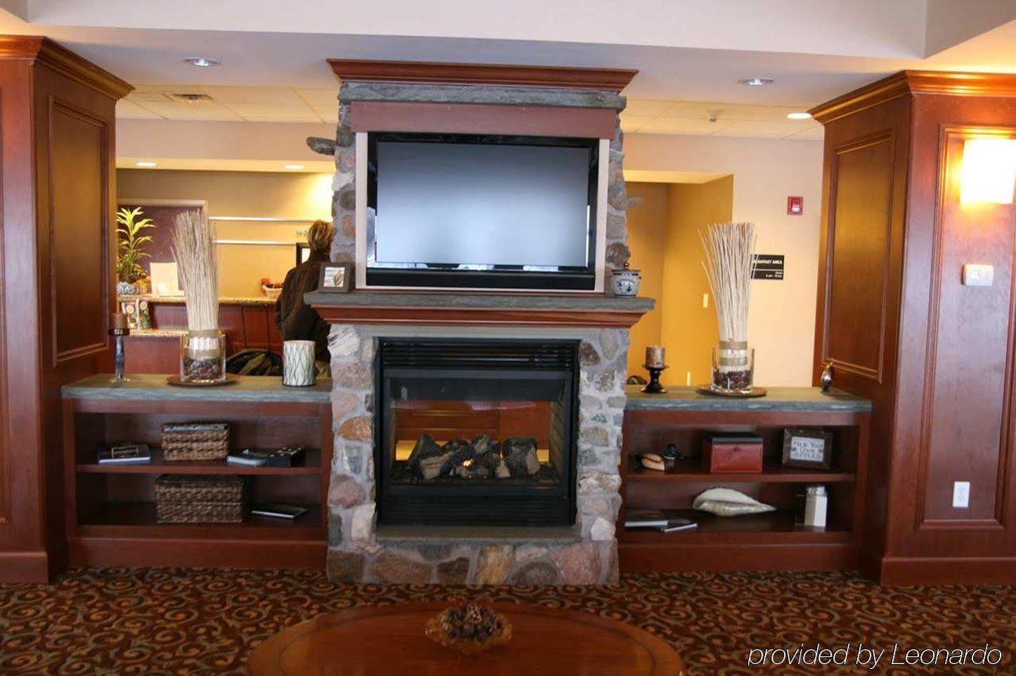 Hampton Inn Watertown Ngoại thất bức ảnh